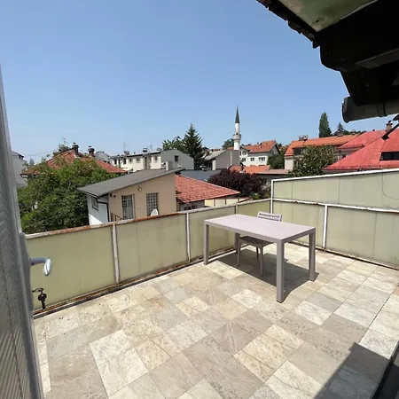 Luca Free Garage Parking Apartment *